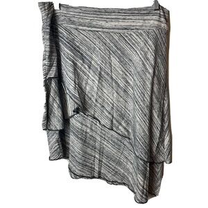 Kuhl Ventura Skirt Ash Womens Size Large Gray
Layered Asymmetrical Active